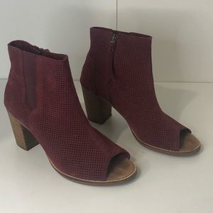 Toms Peep-toe Bootie